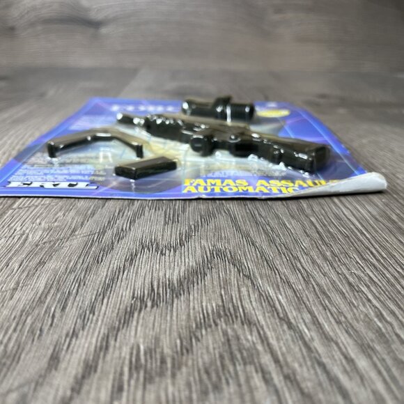 ERTL Force One Die-cast Metal Famas Assault Automatic Rifle Set  #4976 - 1989  c - Picture 3 of 9